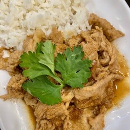 หมูทอดกระเทียม ราดข้าว