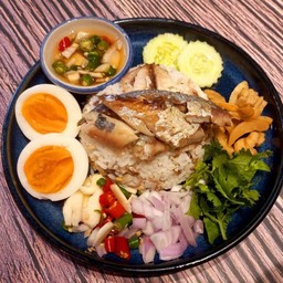ข้าวขยำปลาทู
