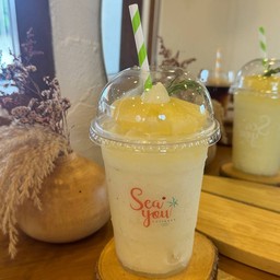 Pineapple Smoothie