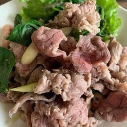 น่องลายลวกจิ้ม