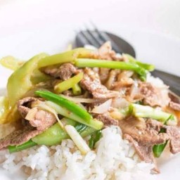 ข้าวผัดพริกสด