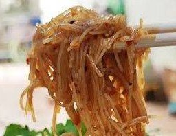 เส้นหมี่คลุก