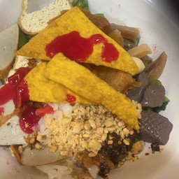 เย็นตาโฟต้มยำ