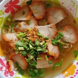 ชายสี่บะหมี่เกี๊ยว(ร้านลุงชิด)