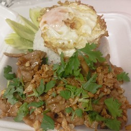 Fried Pork With Garlic And Fried Egg