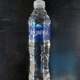 น้ำดื่ม ขนาด 550 Ml