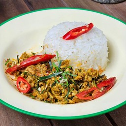 ข้าวคั่วกลิ้งไก่