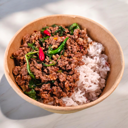 กะเพราเลยโค้ง (ข้าวไข่ข้น-กะเพรา)