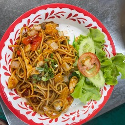สปาเก็ตตี้ผัดซอสมะเขือเทศหมู