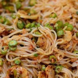ยำขนมจีน หมูสับ