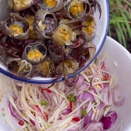 ยำมะม่วงปูจืด