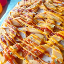 พิซซ่า +ไส้กรอก (ซอสชีส+ พริก)