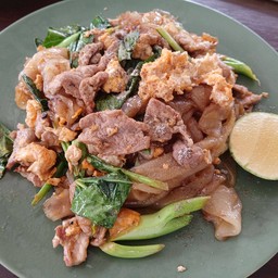 ผัดซีอิ๋วหมู