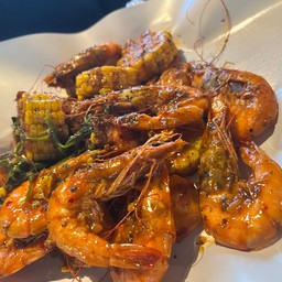 เจ๊ไก่ อาหารเหนืิอ กุ้งถัง-ทะเลถัง