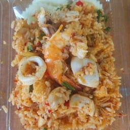 ข้าวผัดต้มยำ