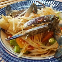 ส้มตำปูม้า 1 ตัว(ไทย)