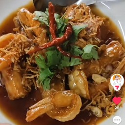 กุ้งขาวทอดซอสมะขาม