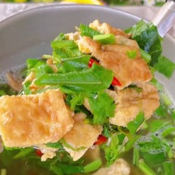 ต้มยำไข่เจียว+หมูสับ แช่บจัดจ้าน