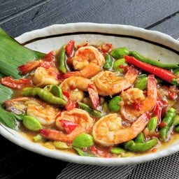 กุ้งผัดกะปิสะตอ