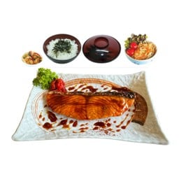 ชุดแซลมอนย่างซีอิ้ว(YA67)