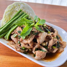 น้ำตกหมู