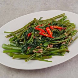 ผัดผักบุ้งไฟแดง