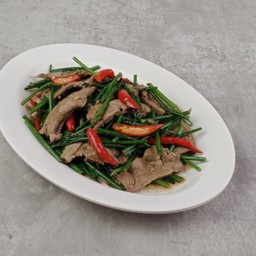 ดอกกุยช่ายผัดตับวัว