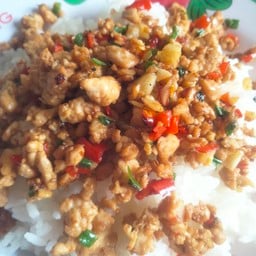 ข้าว+เนื้อสับคั่วพริกเกลือ