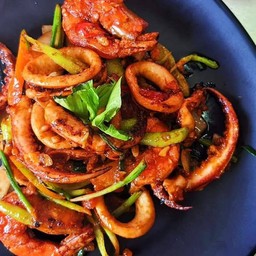Stir-Fried Squid With Chilli Paste [With Rice]