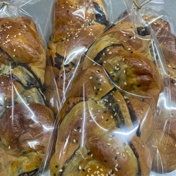 ขนมปังไส้ถั่วแดง