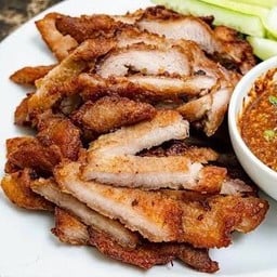 ไก่ทอด น้ำ ปลา