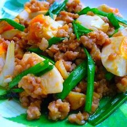 ผัดไข่เค็มเป็นกับข้าว