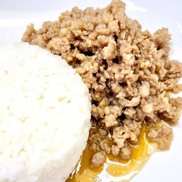 ข้าวหมูสับผัดซีอิ๊ว