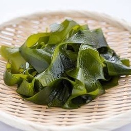 สาหร่ายวากาเมะ