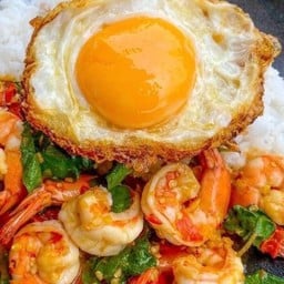 กระเพราแซ่บ&ผัดไทยซิ่ง เจริญนคร