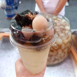 เฉาก๋วยน้ำลำไย