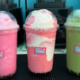 สตรอเบอรี่สมูทตี้โยเกิร์ตปั่น แก้ว22ออนซ์