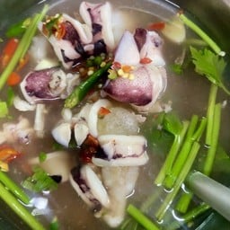 หมึกไข่นึ่งมะนาว