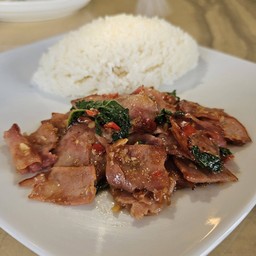 ข้าว กะเพราเบคอน
