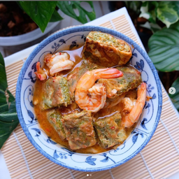 แกงส้มชะอมกุ้ง