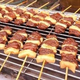 ข้าวเหนียวหมูยายเตี้ย
