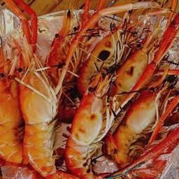กุ้งเผากล่องกลาง ไซส์จัมโบ้ ครึ่งกิโลกรัม