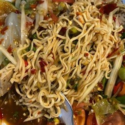 ตำซั๊วมาม่า