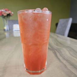 Strawberry Green Tea