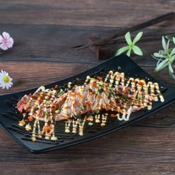ซูชิหน้าเนื้อเบิร์น