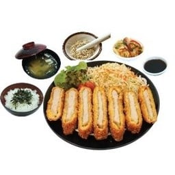 ชุดหมูญี่ปุ่นทอดชุบเกล็ดขนมปัง(TK42)