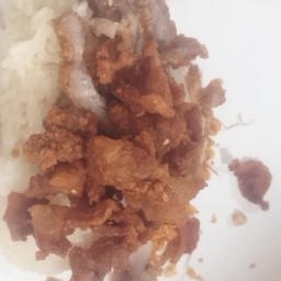 ข้าวหน้าคอหมูนุ่ม+สามชั้นทอดการอบ