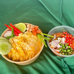 ข้าวยำปลากระป๋อง