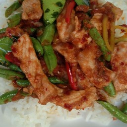 พริกแกง หมู