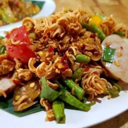 ตำมาม่ากรอบ